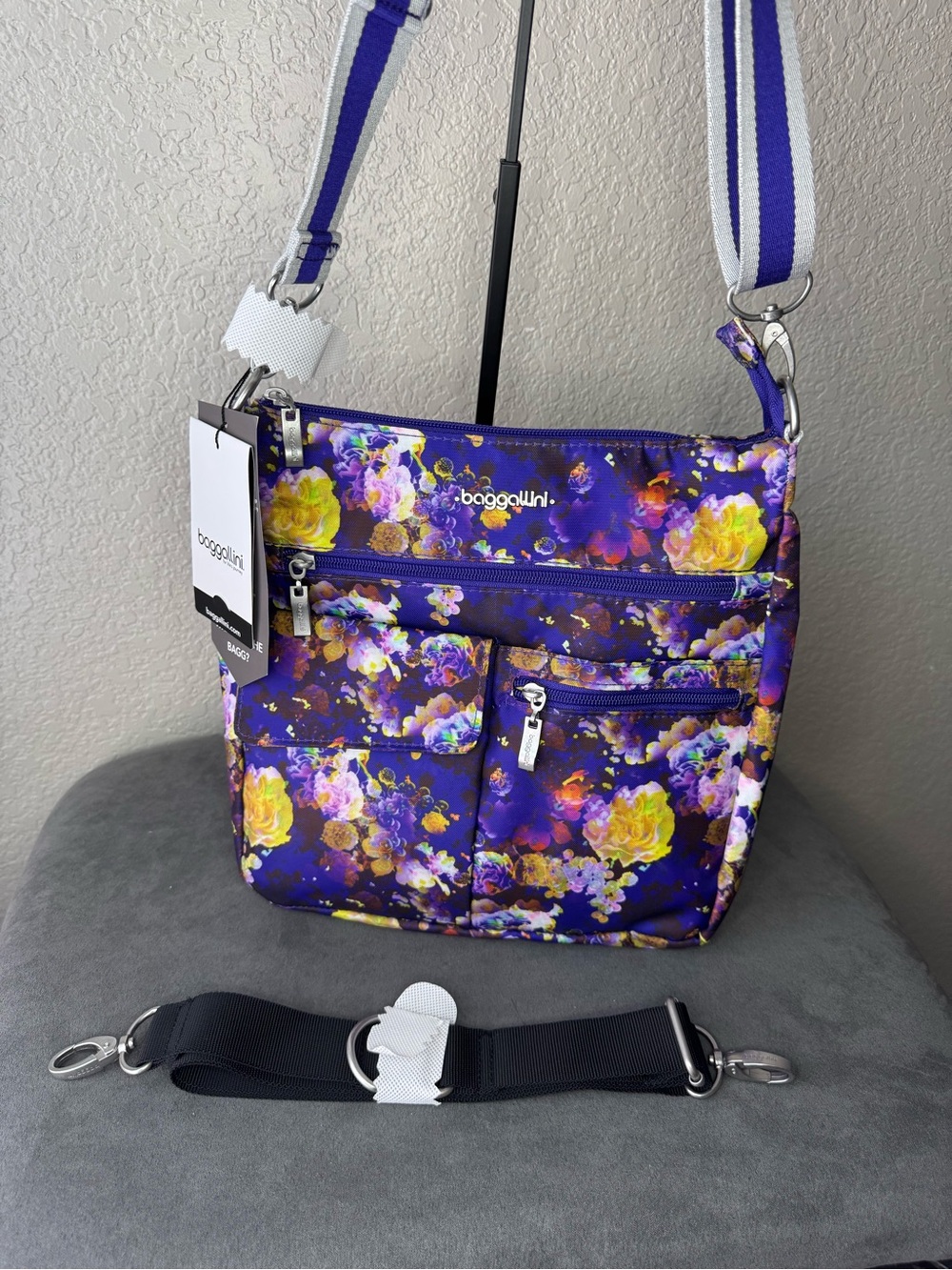 Baggallini Town Square Crossbody Bag NWT Purple Floral Travel Organizer Purse